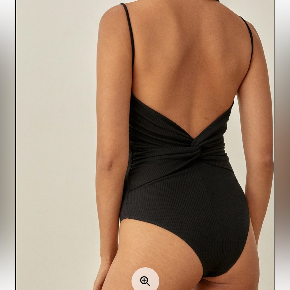 Reformation lollie Bodysuit XL EUC ribbed black low back